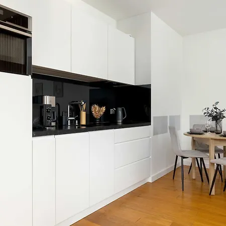 Air Conditioned Studio With Parking Krakow Grzegorzecka 67F By Heyrent Premium Krakkó